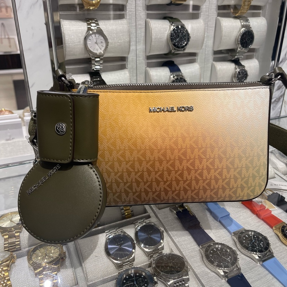 MICHAEL KORS Jet Set Sm Ombré Signature Logo Crossbody Case Apple Airpods Pro® - Picture 16 of 16